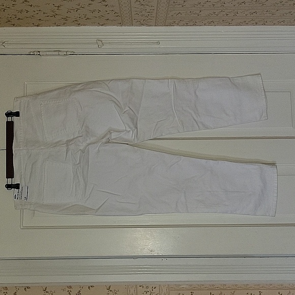 Sz14 SkyHi Straight white jeans with button fly - Picture 2 of 5